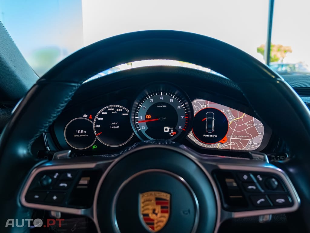 Porsche Panamera 4 Executive