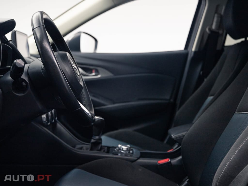 Mazda CX-3 1.8 Sky.Advance Navi