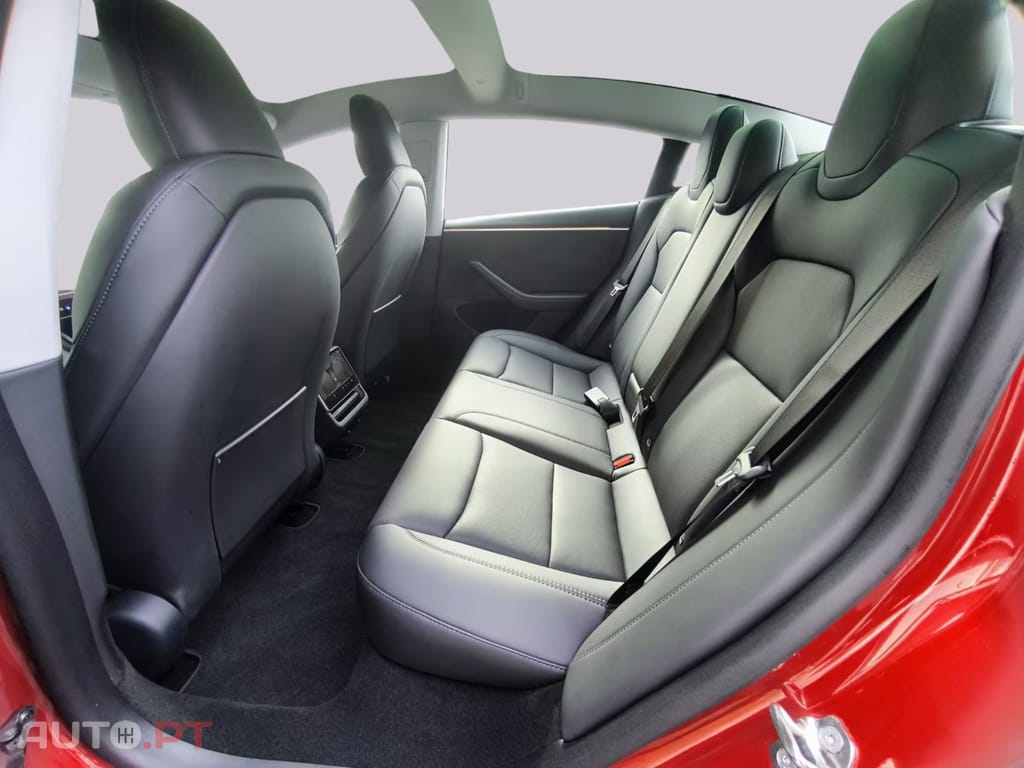 Tesla Model 3 Long Range AWD I.V.A DEDUTIVEL 