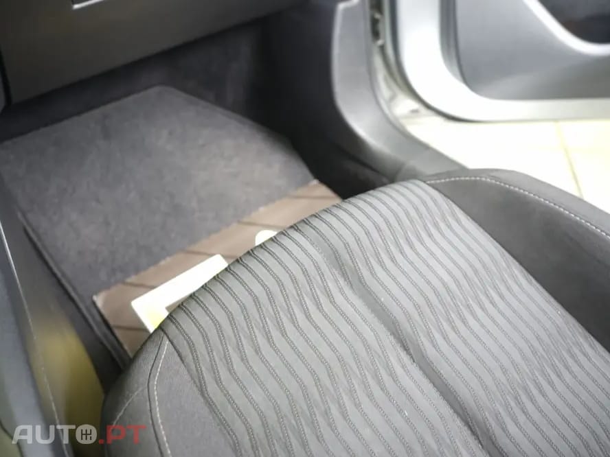 Peugeot 308 SW 1.6 BlueHDi Allure