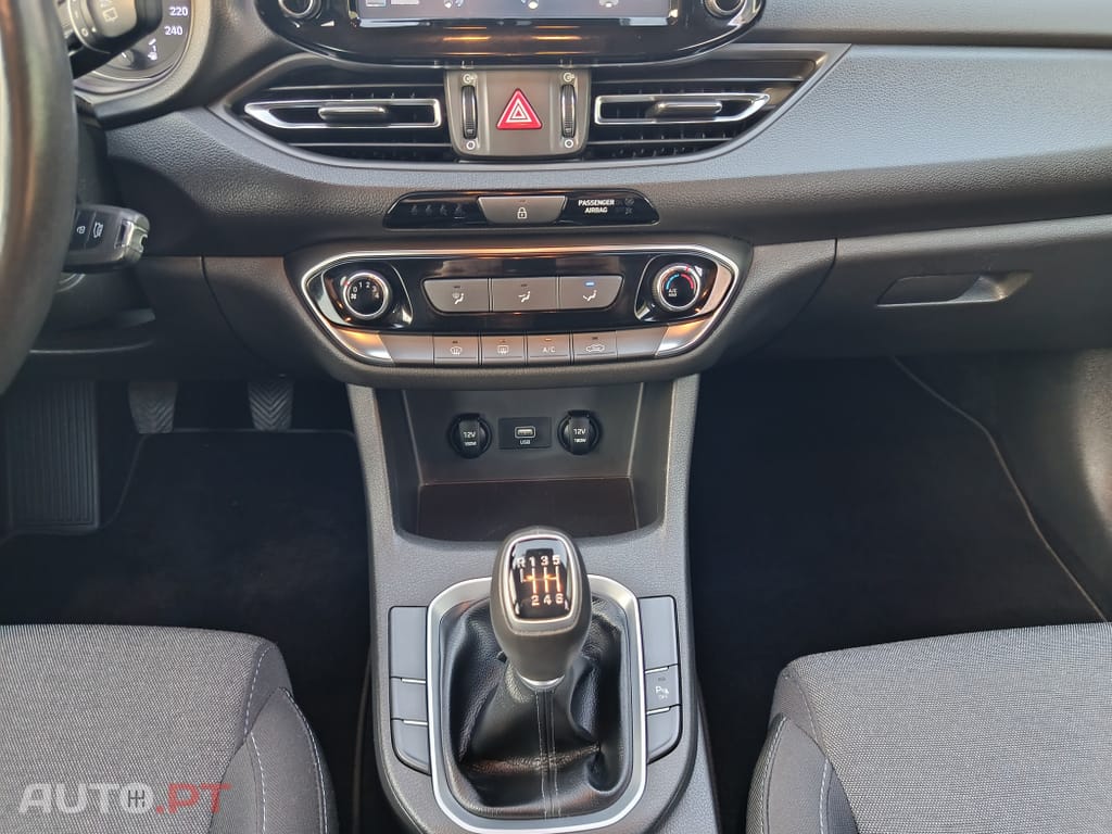 Hyundai i30 1.6 CRDI STyle Plus