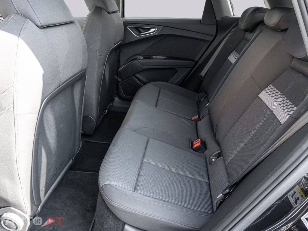 Audi Q4 E-Tron 45 Quattro I.V.A DEDUTIVEL 