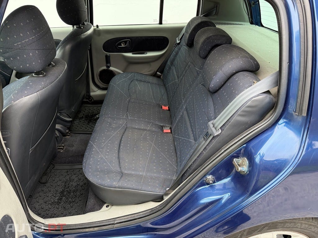 Renault Clio 1.2 16V S