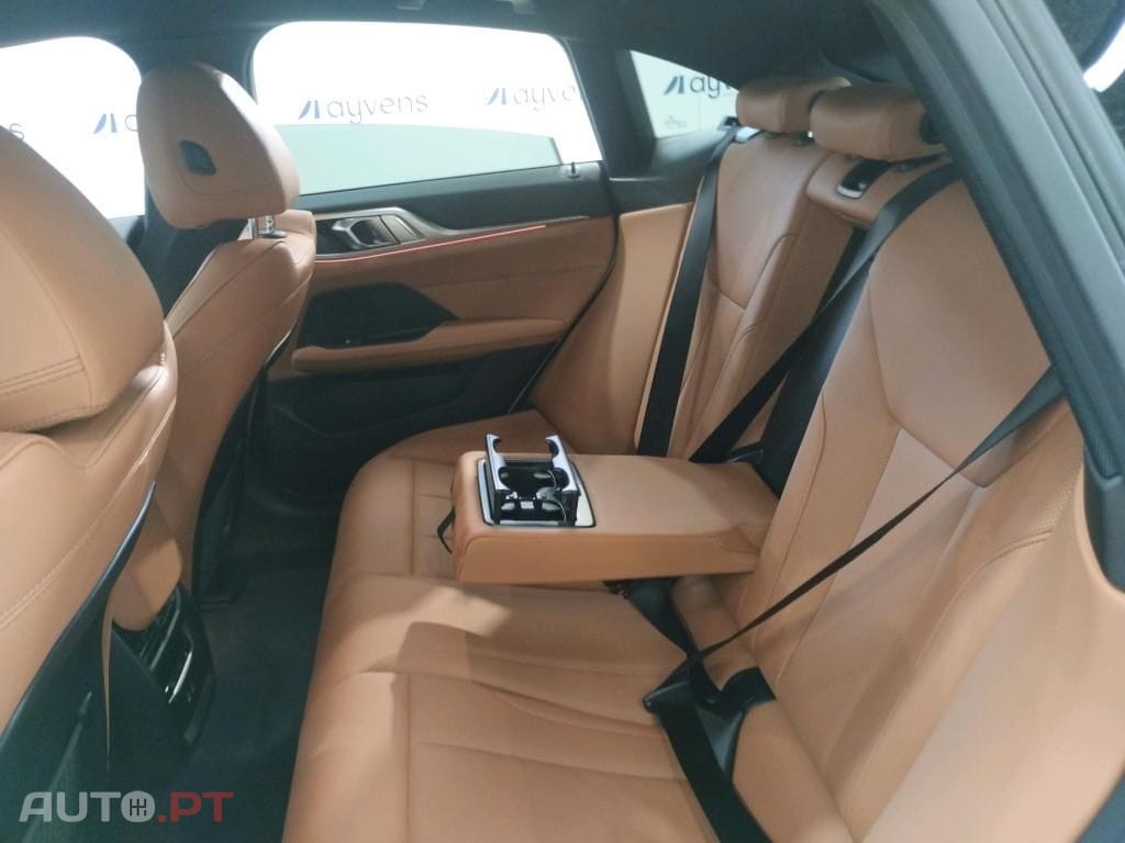 BMW i4 eDrive40 Pack Desportivo M