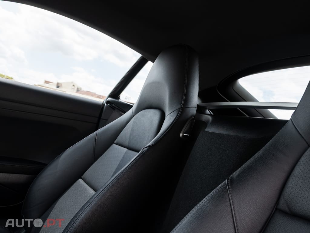 Porsche 718 2.0 T PDK