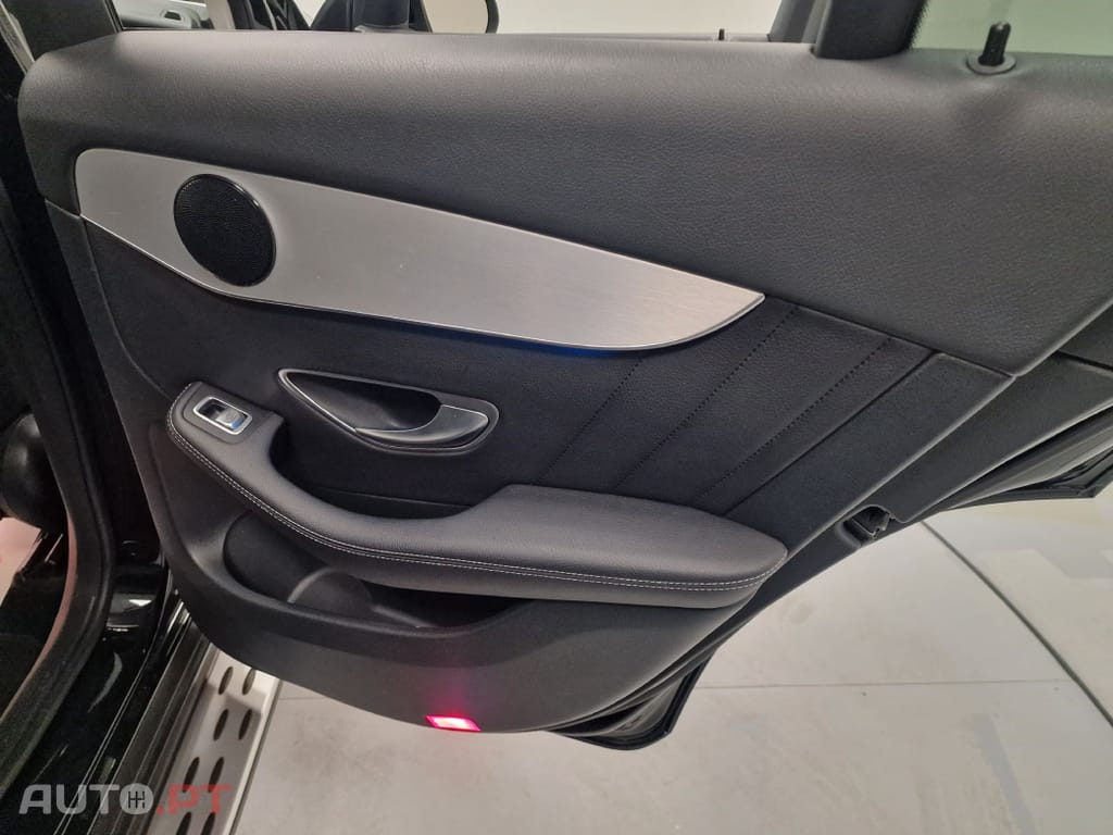 Mercedes-Benz GLC 250 COUPE AMG LINE 4-MATIC AUT.