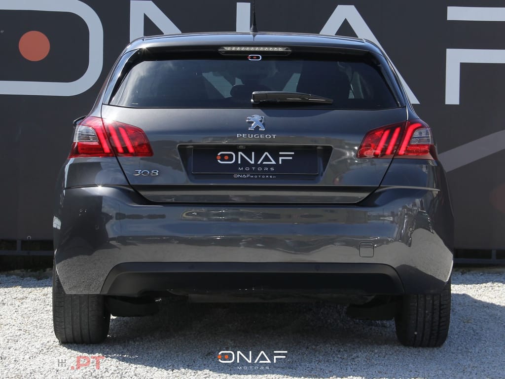 Peugeot 308 1.2 Pure Tech 110
