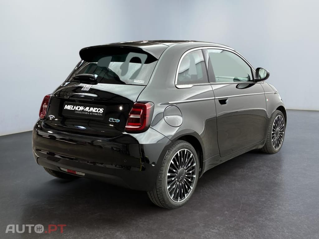 Fiat 500e La Prima