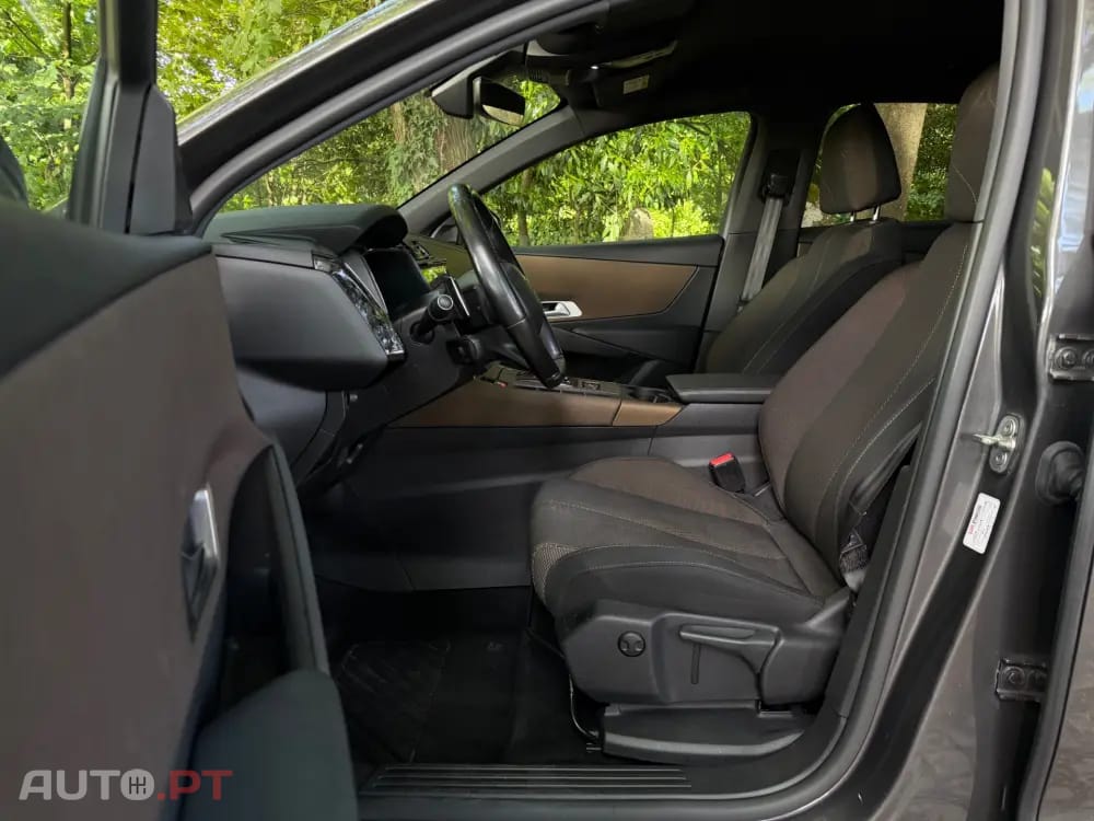DS DS7 Crossback Grand Chic
