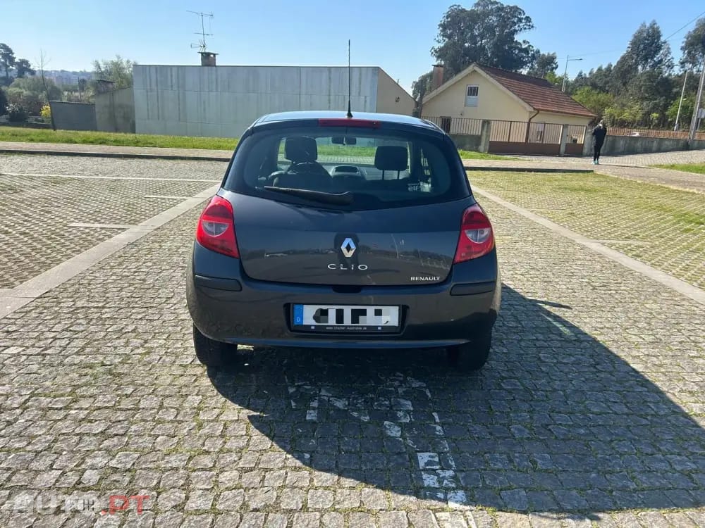 Renault Clio 1.2 16V Confort
