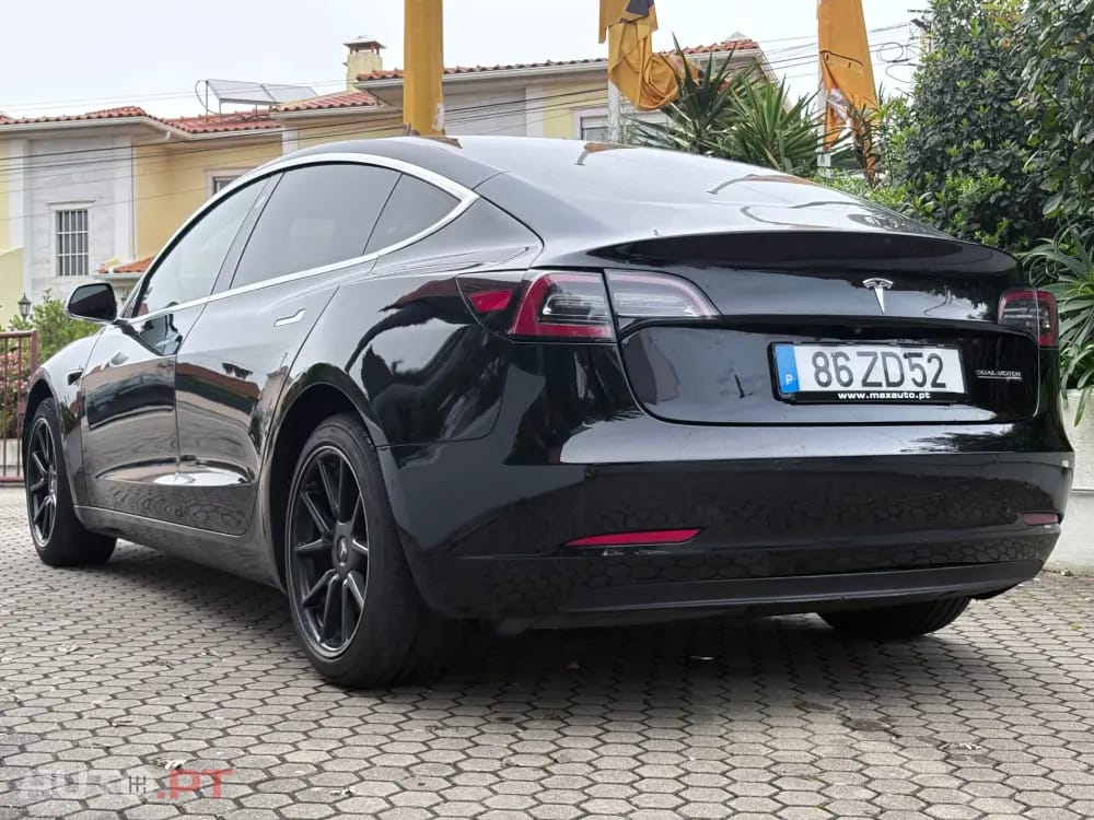 Tesla Model 3 Long Range Tração Integral Premium