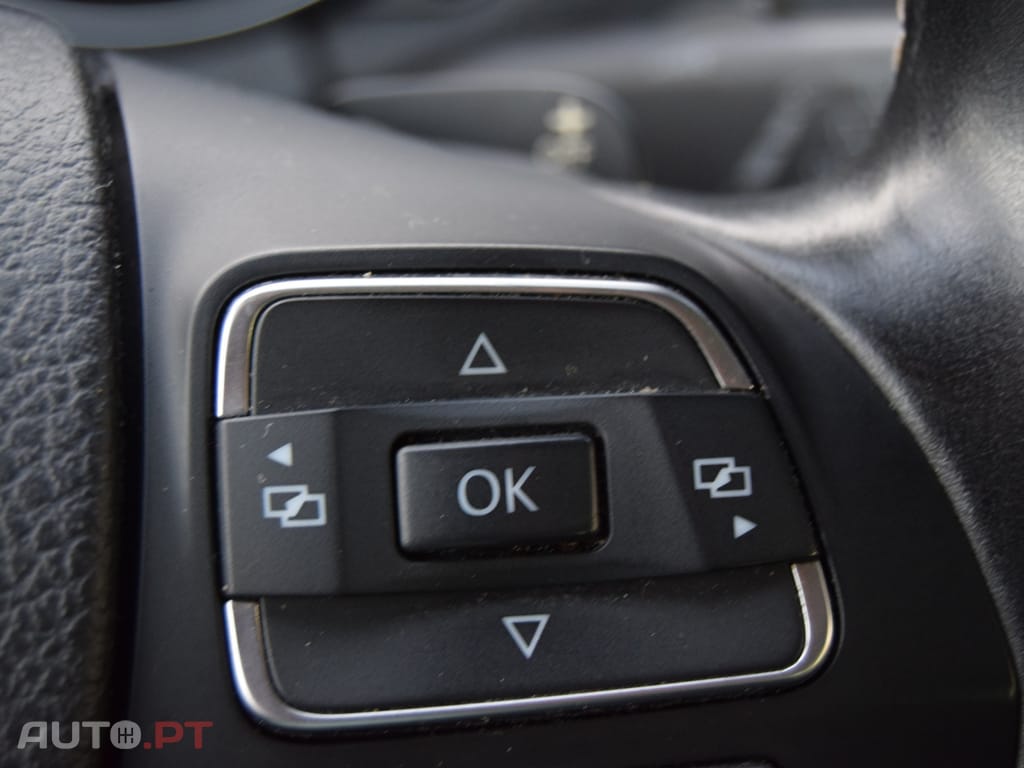 Volkswagen Golf Variant 2.0 TDi Highline DSG
