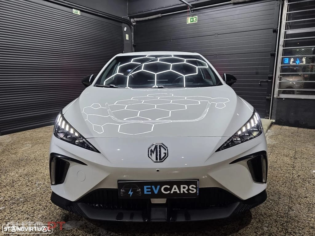 MG MG4 64 kWh Luxury