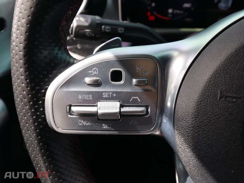 Mercedes-Benz A 250 AMG LINE