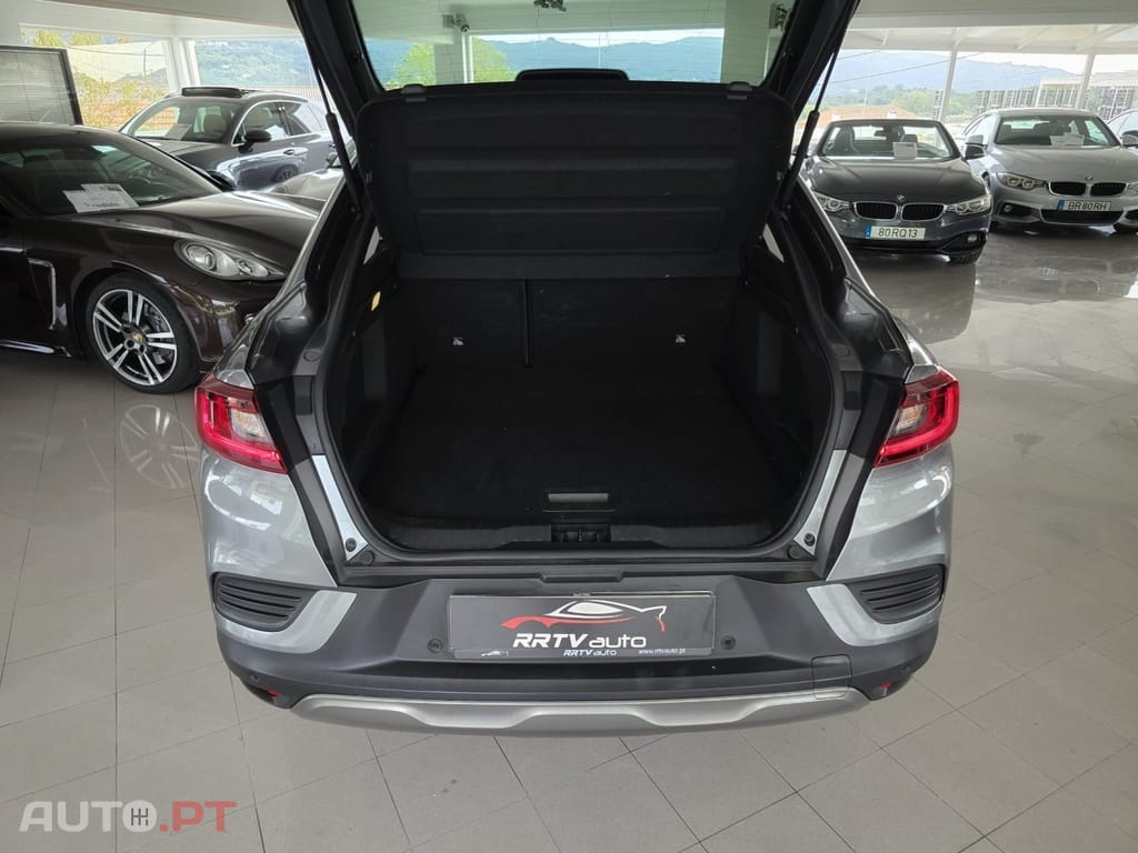Renault Arkana 1.6 E-Tech Full Hybrid Techno