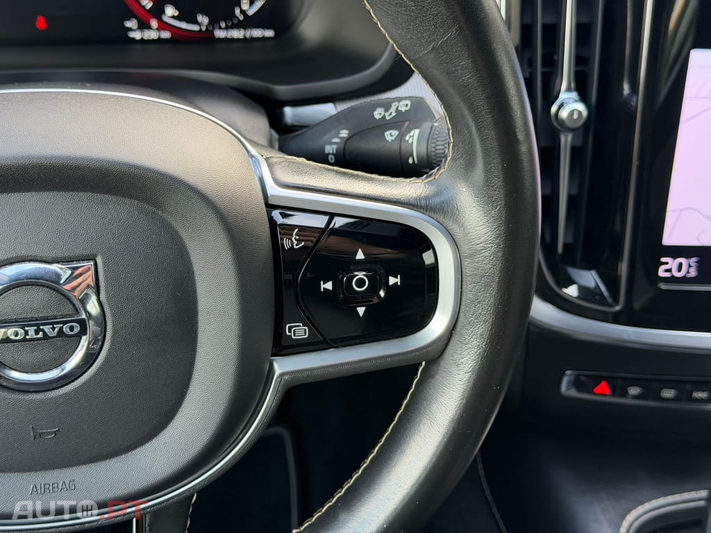 Volvo V60 2.0 T6 AWD TE R-Design