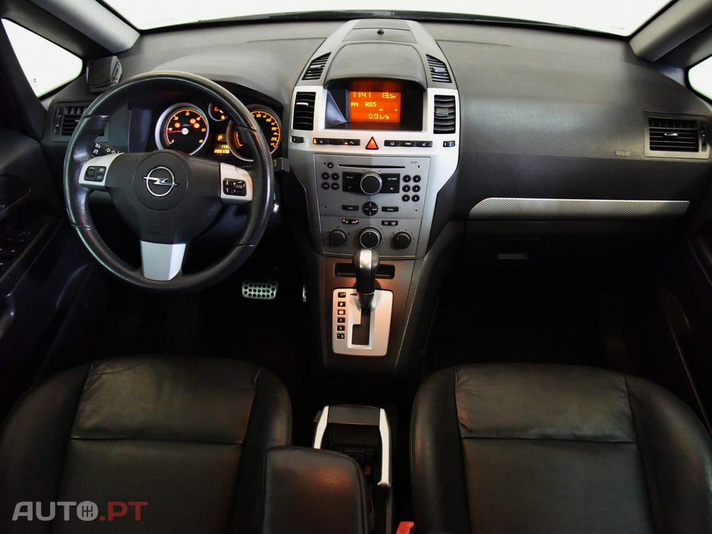 Opel Zafira 1.9 CDTi Cosmo Auto.