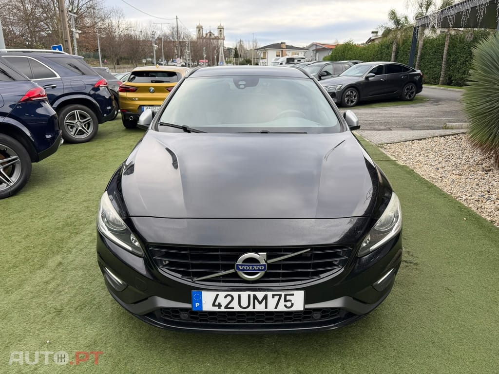 Volvo V60 2.0 D2 R-Design