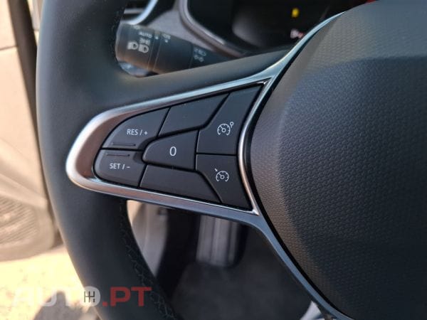 Renault Clio TCe 100 Bi-Fuel Techno