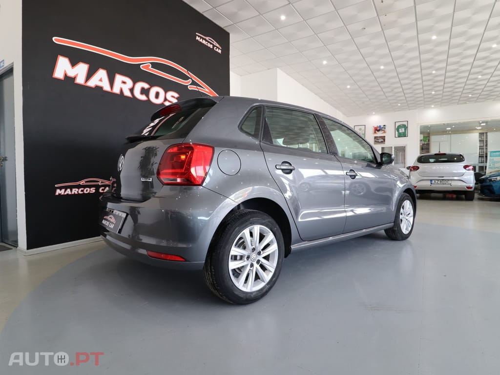 Volkswagen Polo 1.0 Confortline