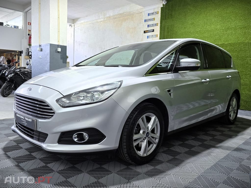 Ford S-Max 2.0 TDCi Titanium