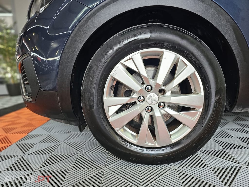 Peugeot 5008 1.6 BlueHDi Allure EAT6