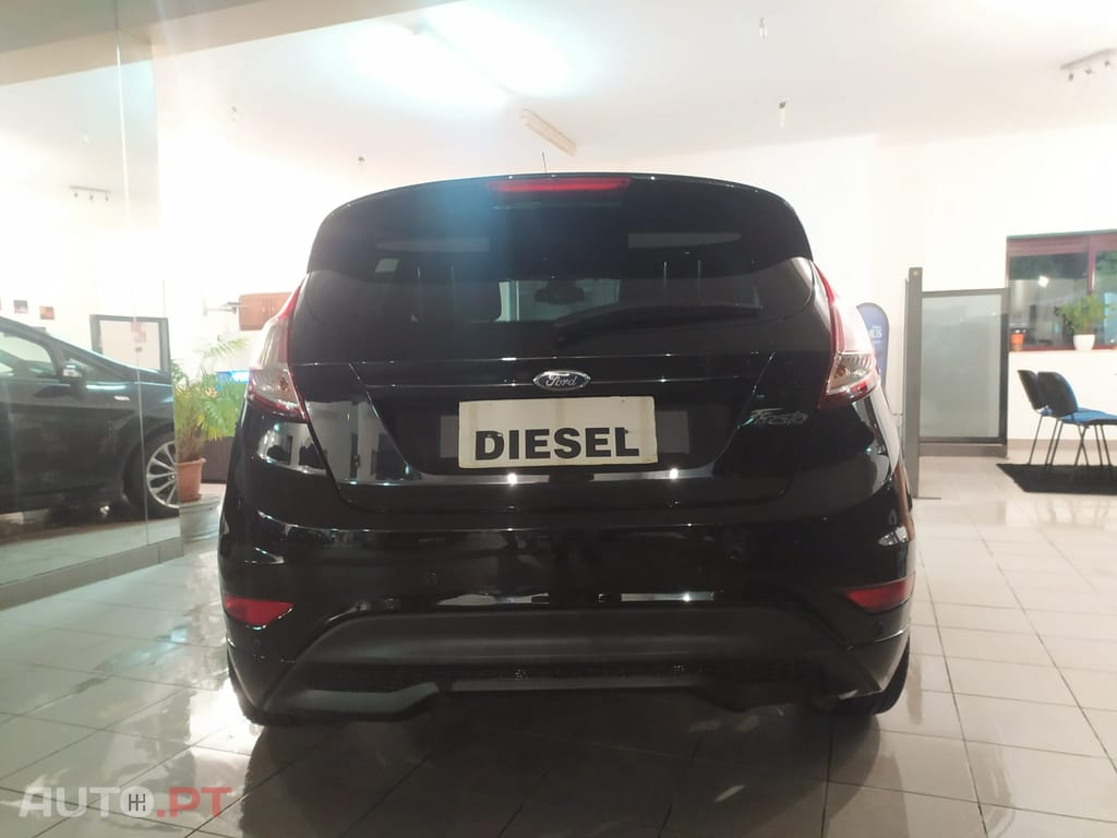 Ford Fiesta 1.5 TDCI 95 CV ST LINE