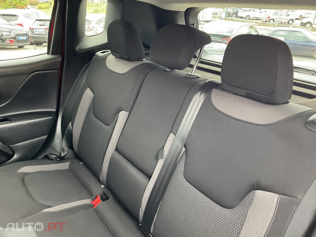 Jeep Renegade 1.0 T Night Eagle