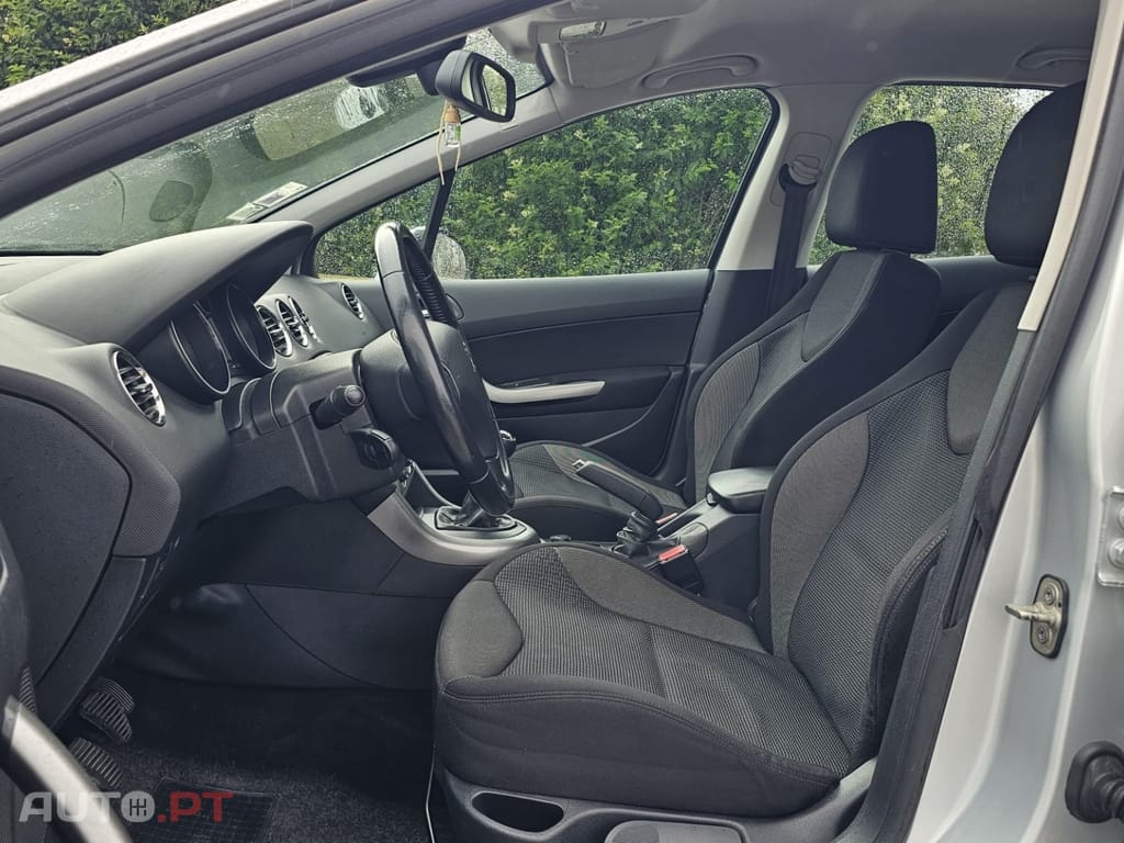 Peugeot 308 1.6 e-HDi Access CVM6