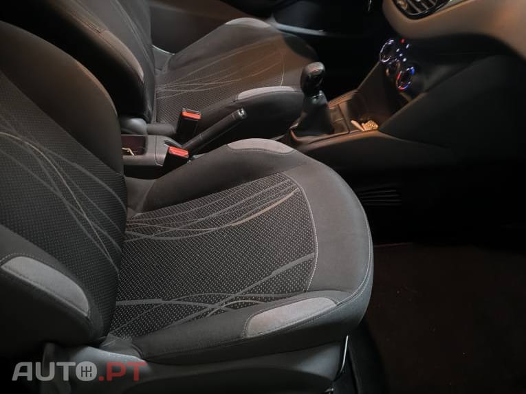 Peugeot 208 1.4HDI 5lugares A/C