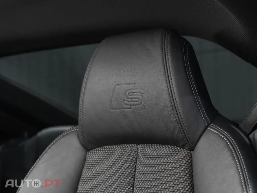 Audi TT 2.0 TFSI quattro S tronic