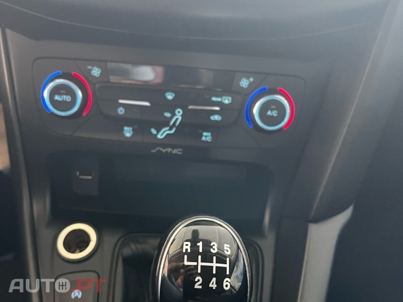 Ford Focus 1.0 SCTi Titanium