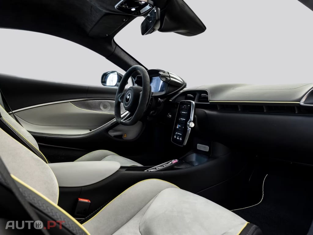 McLaren Artura I.V.A DEDUTIVEL Coupe