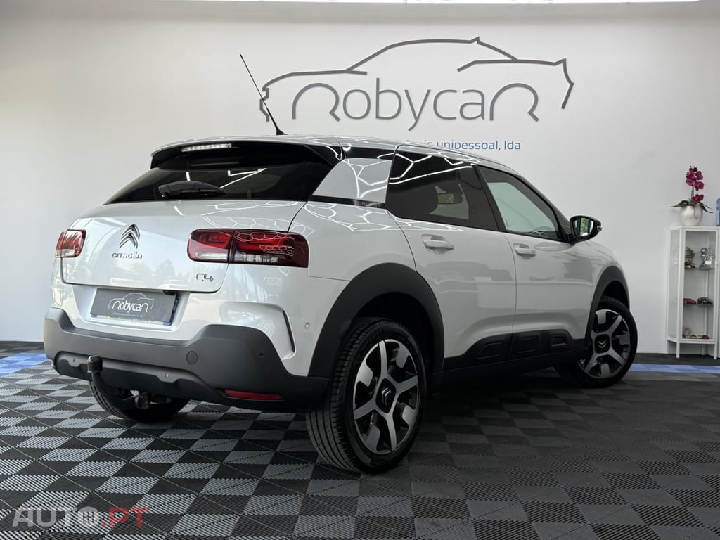 Citroen C4 Cactus 1.2 PureTech Shine Pack
