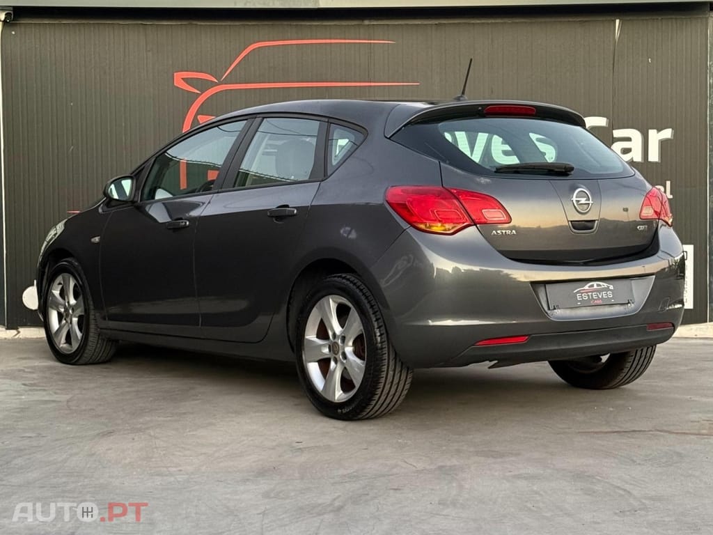 Opel Astra 1.7 CDTi Enjoy