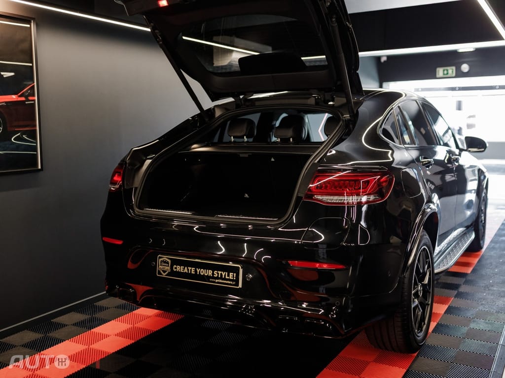 Mercedes-Benz GLC 300 de 4Matic 9G-TRONIC