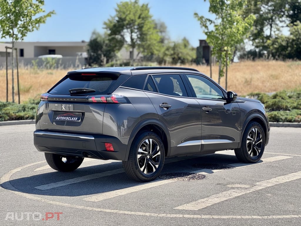 Peugeot 2008 PureTech 100 Allure