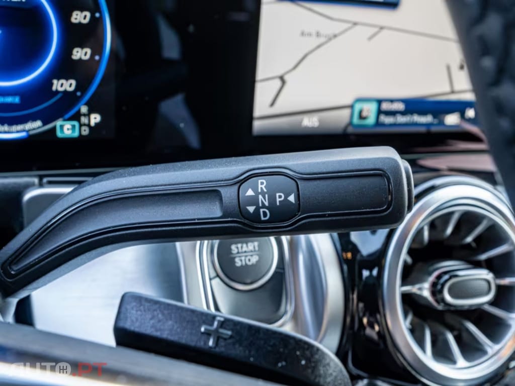 Mercedes-Benz EQB I.V.A DEDUTIVEL 300 4M Progressive