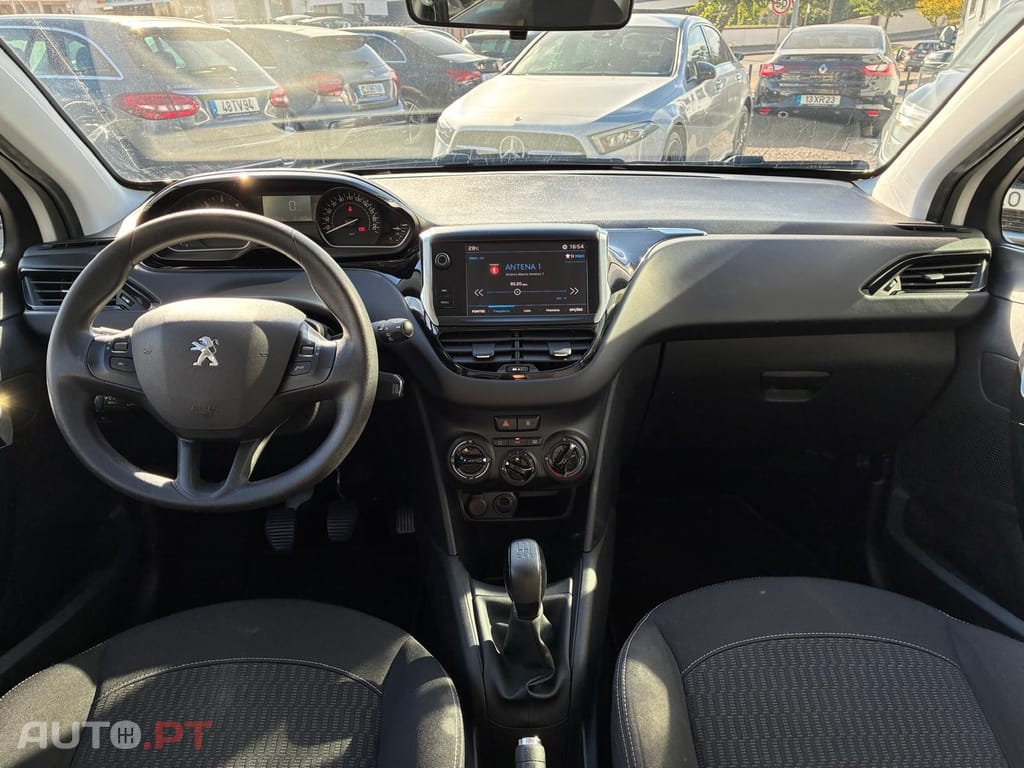 Peugeot 208 1.5 BlueHDi Active