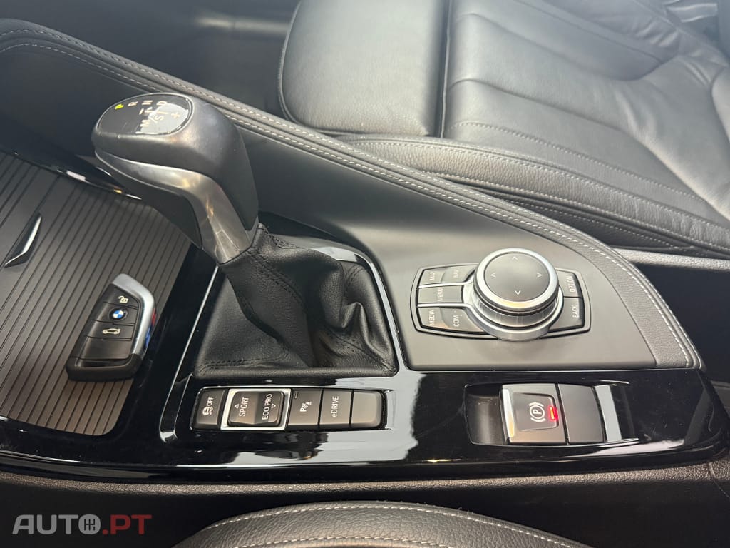 BMW X2 25 e xDrive Pack M