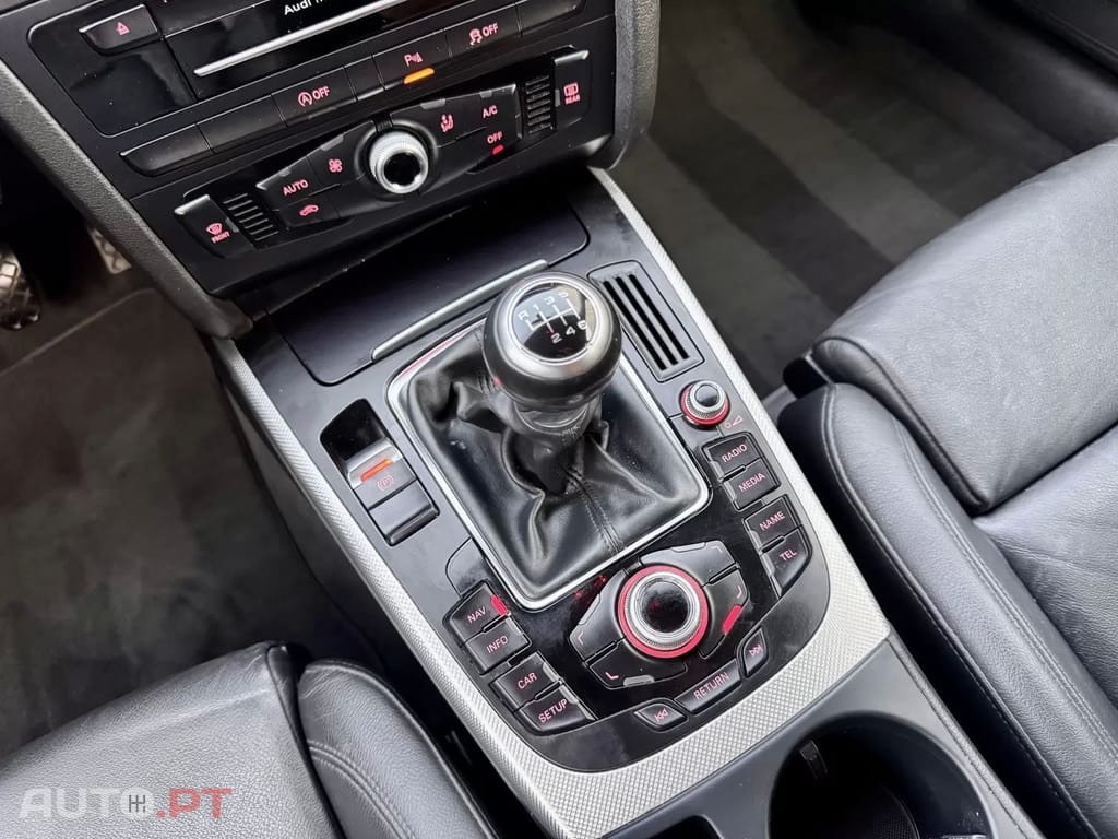 Audi A4 Avant 2.0 TDI S-line