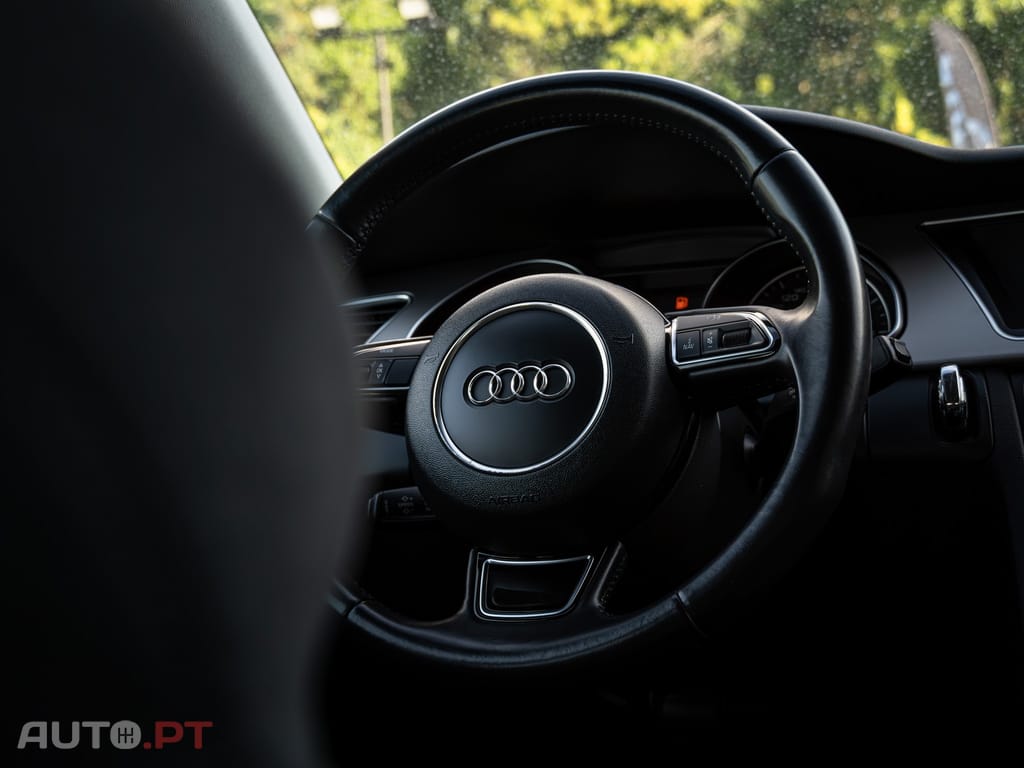 Audi A5 2.0 TDi S-line