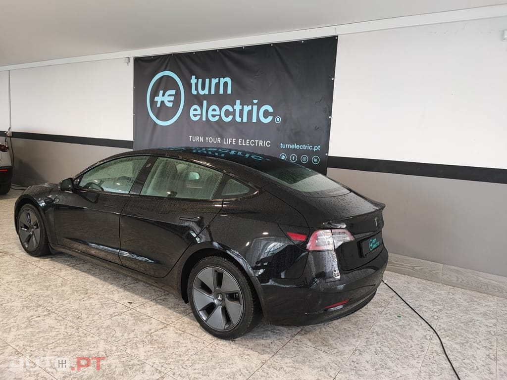 Tesla Model 3 Long Range AWD Dual Motor