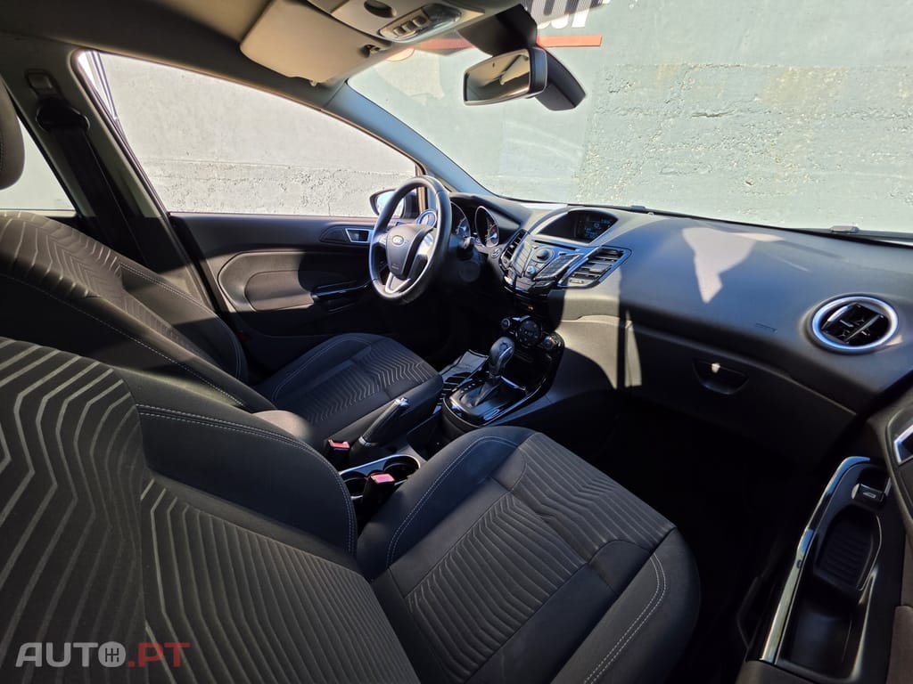 Ford Fiesta 1.0 T EcoBoost Titanium PowerShift