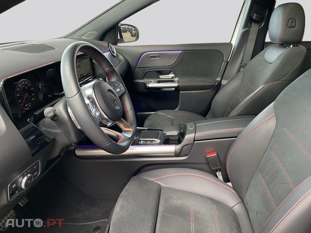 Mercedes-Benz EQA I.V.A DEDUTIVEL 250 AMG + teto 