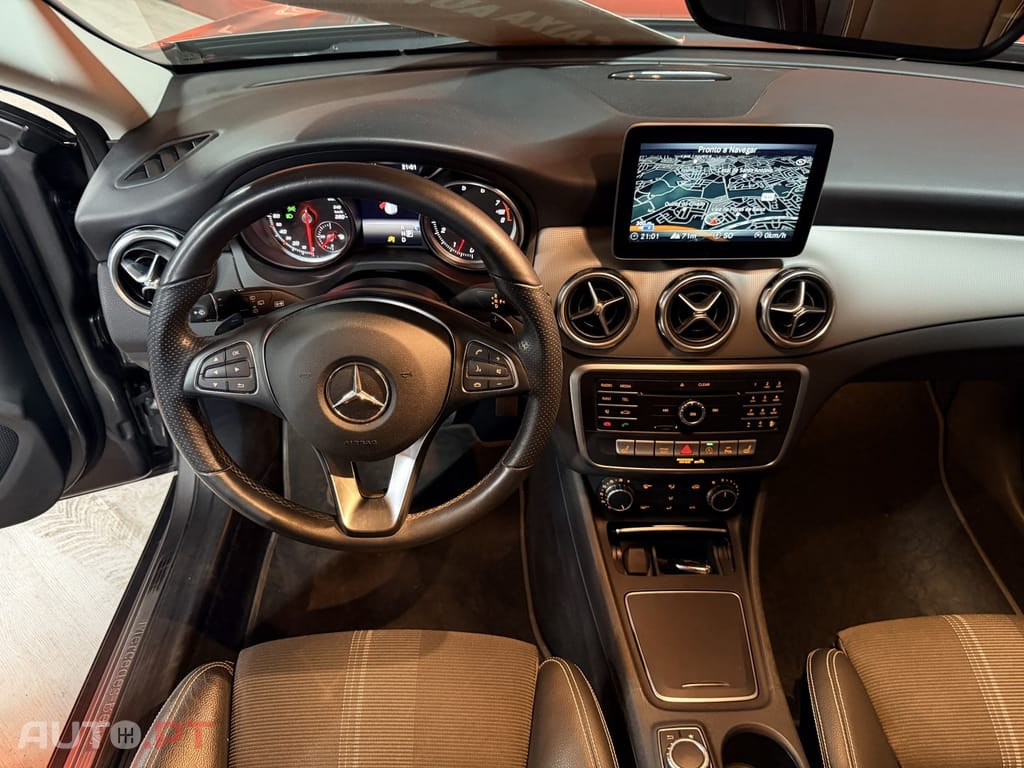 Mercedes-Benz GLA 180 Urban Aut.