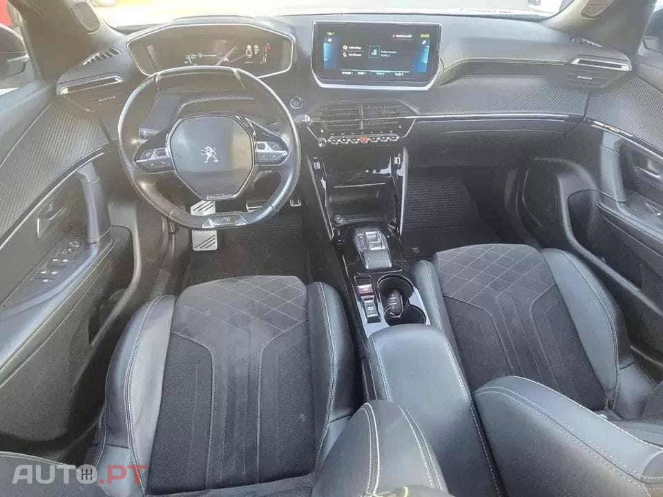 Peugeot E-2008 GT Pack