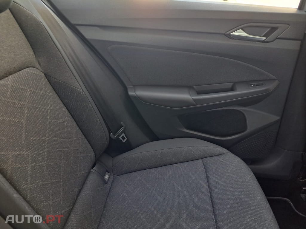 Volkswagen Golf 1.0 TSI Life