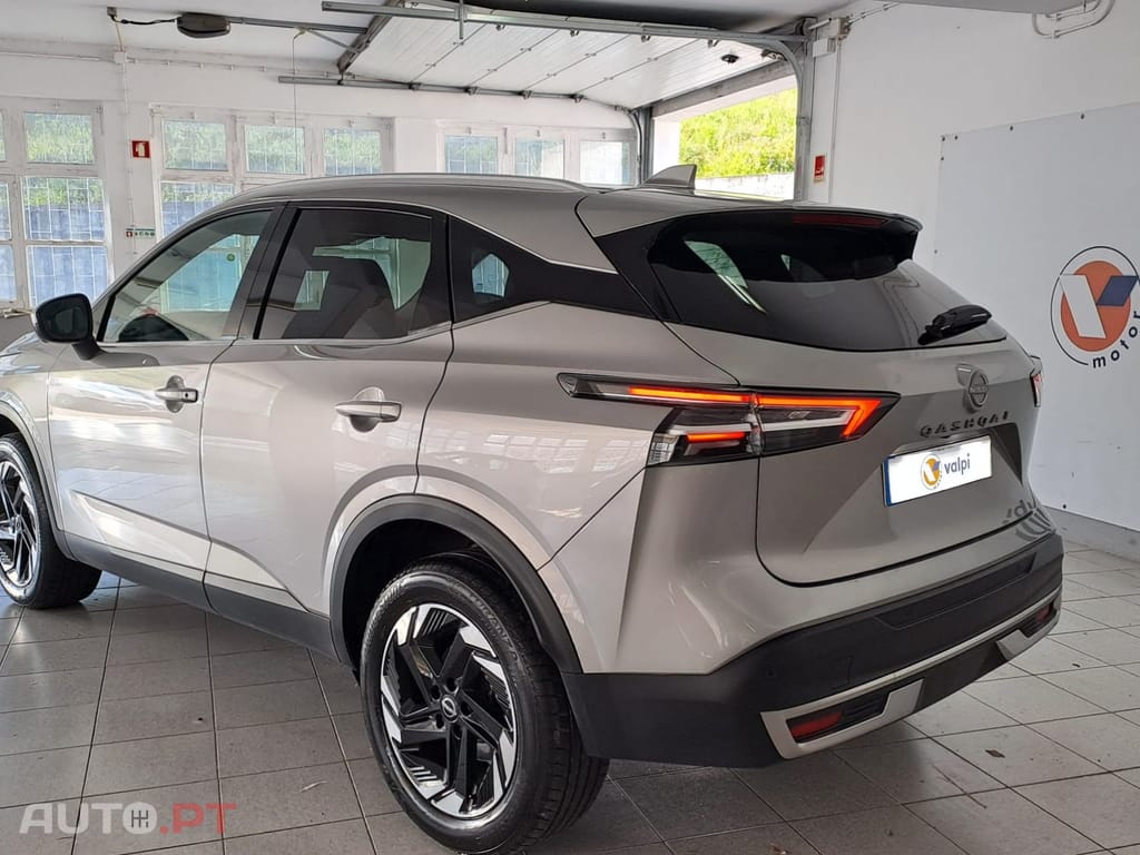 Nissan Qashqai 1.3 DIG-T N-Connecta LED