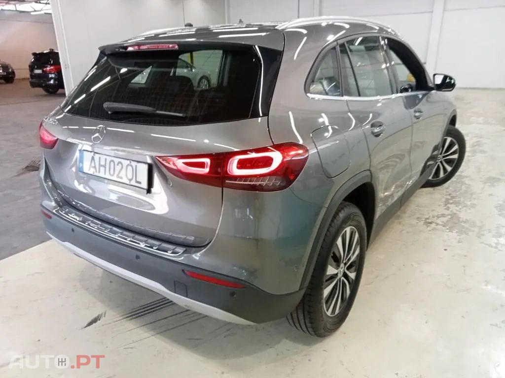 Mercedes-Benz GLA 250 e Style